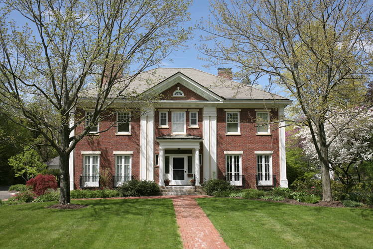 Class of 2022 Senior Garden Party at the President's House
